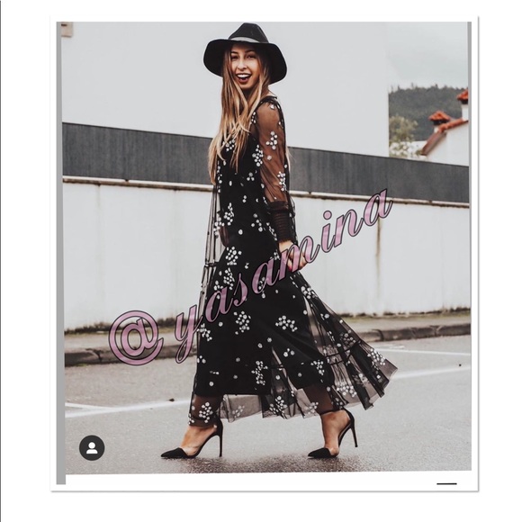 Zara Dresses & Skirts - Last🔥Zara floral tulle dress bloggers favorite